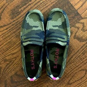 Rothy’s The Driver Spruce Camo